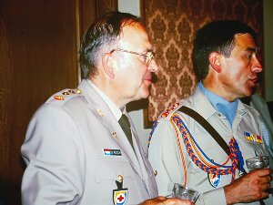 Aweiung Monument 21.6.2000